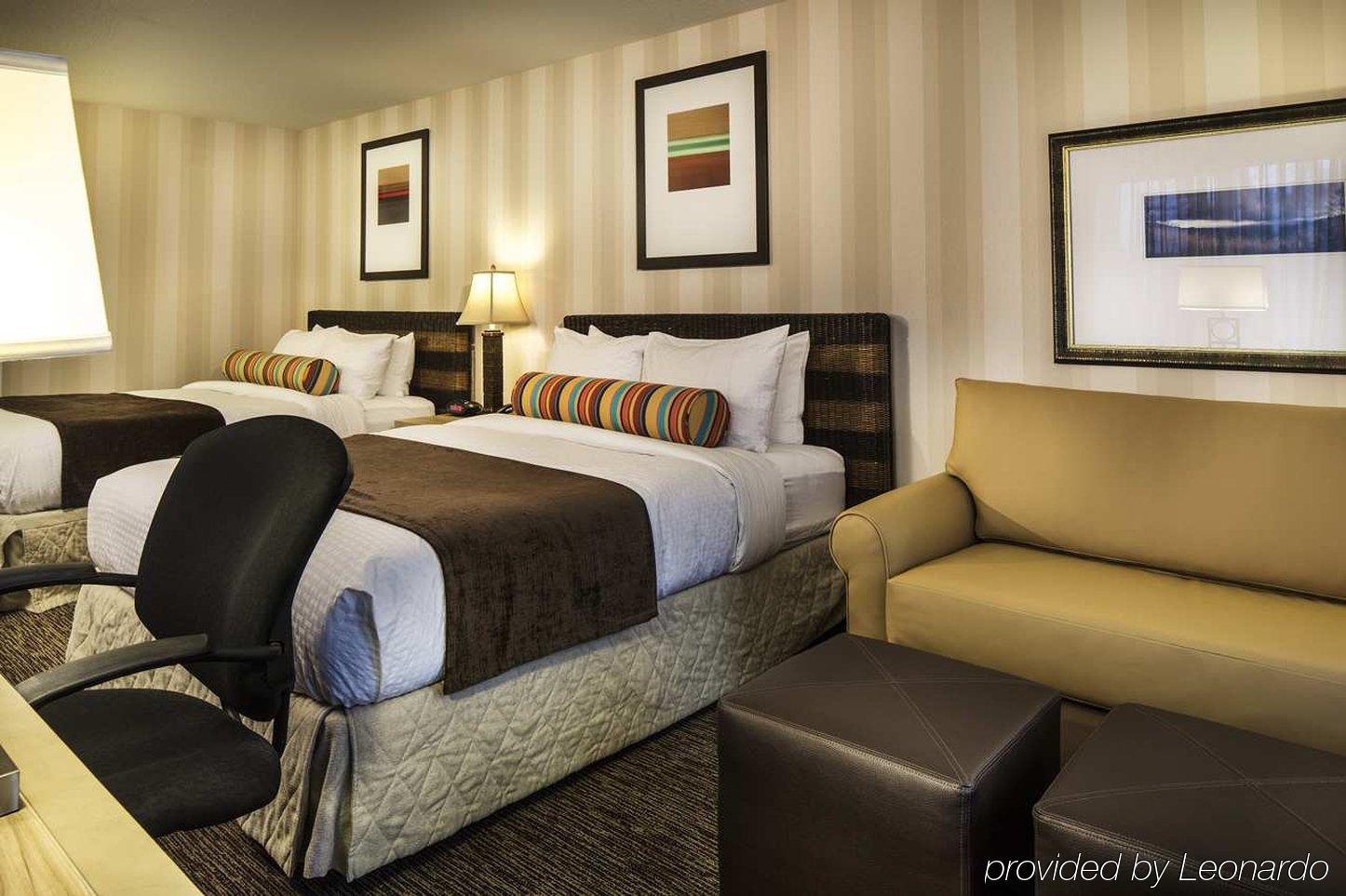 Doubletree By Hilton Portland - Beaverton Bagian luar foto